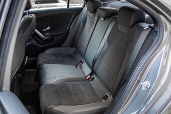 Mercedes-Benz A trieda 250e - 11