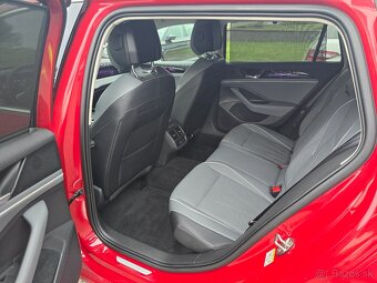 VW Passat 2.0tdi 2024 Elegance - 11