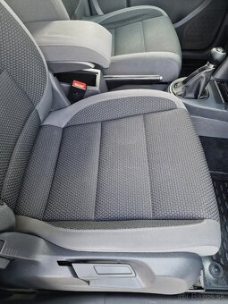 Volkswagen Touran 1.6 TDI Trendline - 11
