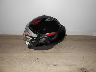 Predam krasnu novu moto prilbu znacky SHARK EVO GT SEAN MAT - 11