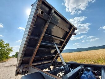 TOYOTA HILUX 3-STRANNÝ VYKLÁPAČ - 11