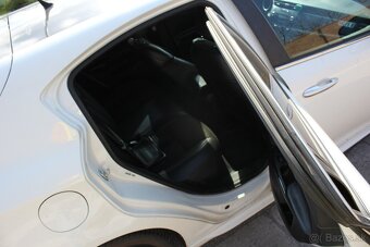 Alfa Romeo GIULIETTA 1.4 benzín - 11