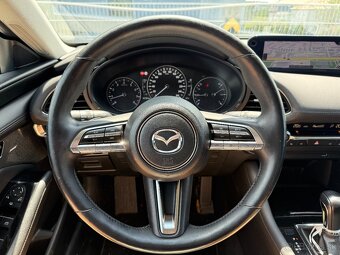 Mazda 3 2.0 Skyactiv G122 Plus A/T - 11