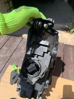 predni led svetlo xenon skoda scala leve levy - 11