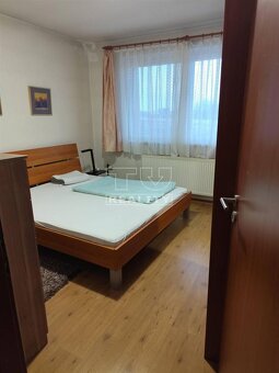 Rodinný dom v obci Láb pripravený na nasťahovanie - 11