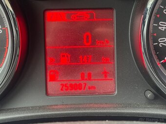 Opel Astra J 1.7 diesel 2013 - 11