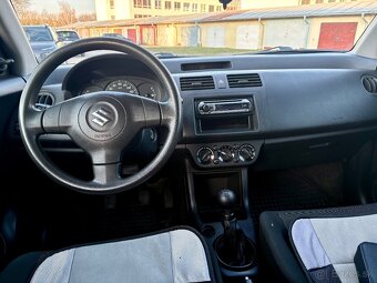 Suzuki Swift - 11