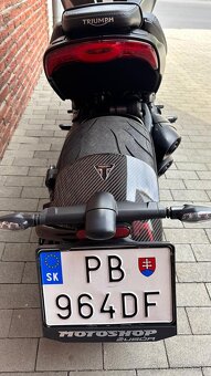 Na predaj Triumph Rocket 3 R Black - 11