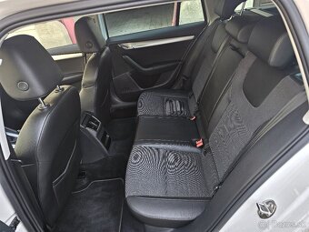 Škoda Octavia Combi 2.0 TDI DSG F1 Elegance Navi Koža R17 - 11