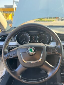 Predám Škoda Superb Combi 2.0 TDI DSG - 11
