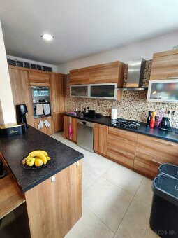 Predaj priestranný, klimatizovaný, mezonetový 3 izb. byt - 11