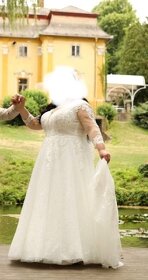 Svadobné šaty pre moletku - 11