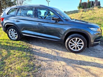 Škoda Kodiaq 1.5 TSI DSG style výbava,kessy,led,kamera - 11