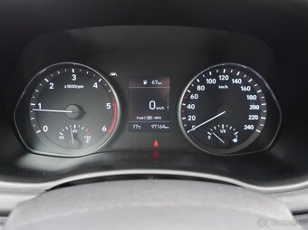 Hyundai i30 WG 1.6CRDi 85kW TAŽNÉ SMART ZÁRUKA DPH - 11