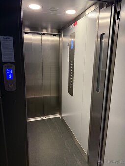 Predám 3 - izbový byt s balkónom - 11