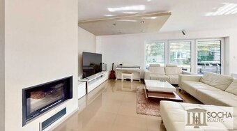 Moderný bungalov na príjemnom pozemku vo VK - 11