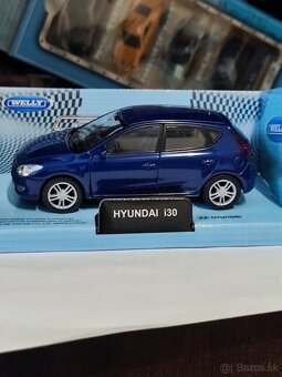 Modely Nissan a Hyundai - 11