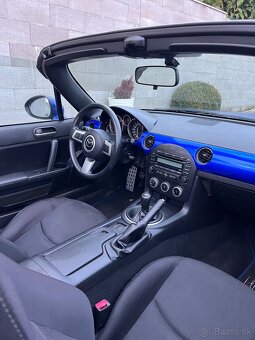 Mazda MX-5 NC 1.8i 20 Anniversary - 11