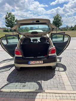 Toyota Yaris 1.0 (2002) – 128 000 km, STK/EK do 9/2026 - 11