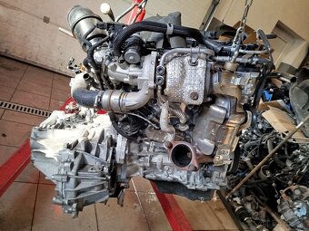 Rozpredám Hyundai tucson NX4 1,6tgdi - 11