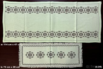 Vyšívané obrusy - 11
