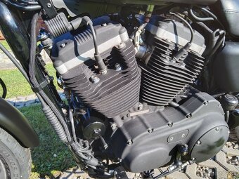 Prodám Harley-Davidson XL883R Sportster - 11