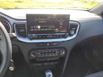 Kia Ceed 2025 Gold – čiern - 11