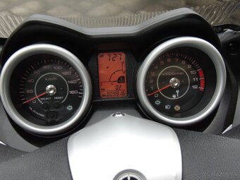 YAMAHA X MAX 125 2012 len 10000km - 11