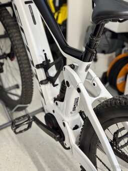 HORSKÝ ELEKTROBICYKEL SCOTT BIKE CONTESSA STRIKE ERIDE 920 ( - 11