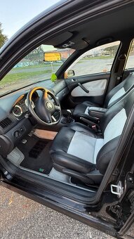 Škoda Octavia RS 1.8 Turbo - 11