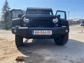 JEEP WRANGLER RUBICON 2.8 CRDi A/T , r.v.2015 - 11