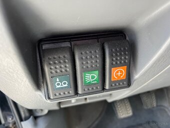 FORD RANGER 2.5 TDI - NA PREDAJ / NA SPLATKY - 11