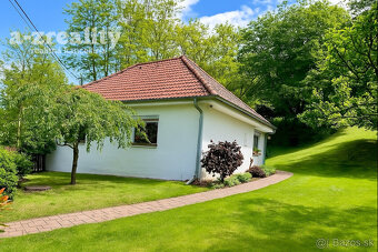 Predáme 3-izbový zrekonštruovaný rodinný dom v obci Semerovo - 11