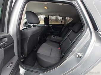 Mazda 3 1.6 benzín - 11