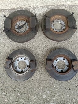 Rozpredám golf 4 1.9tdi 66kw r.v.2001 - 11