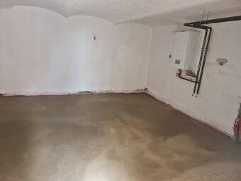 Prenájom rodinný dom Pršany - 11