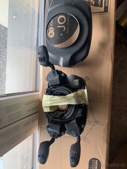 BMW e60 e61 Jednotky HDU projektor a ine - 11