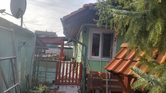 Zeleneč - Útulný 2-izb. RD v tichej uličke na predaj  - 11