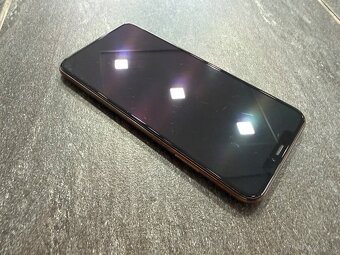 Apple iPhone XS Max 64 GB Gold - 11