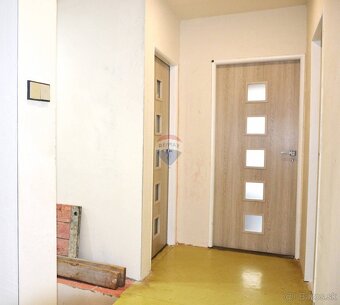 Na predaj dom vo vyhľadávanej lokalite v obci Kalinovo - 11