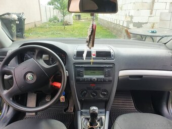 Škoda octavia 1.9 TDI 77 Kw - 11