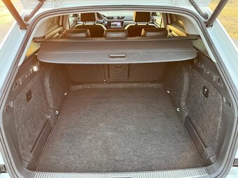 Predam Skoda Superb Combi 2.0 TDI SCR DSG - 11