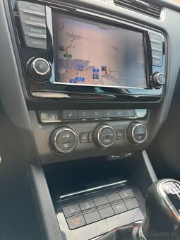 Škoda Octavia Combi 2.0 TSI RS 230PS - 11