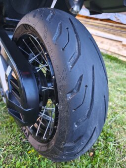 Honda x adv 750 - 11