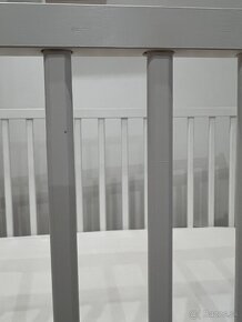 Dětská postýlka s matrací a prostěradly - 11