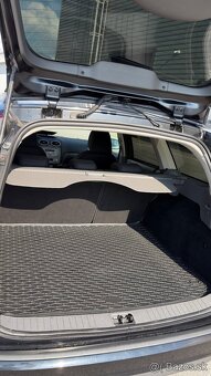 Ford Focus 1.6 tdci - 11