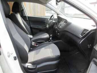 Hyundai i20 Active 1.4i 16V Comfort - 11
