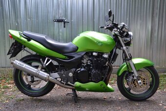 Kawasaki ZR-7 - 11