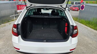 Škoda Octavia Combi 2.0 TDI Style DSG 4x4 - 11