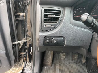 Kia Sportage - 11